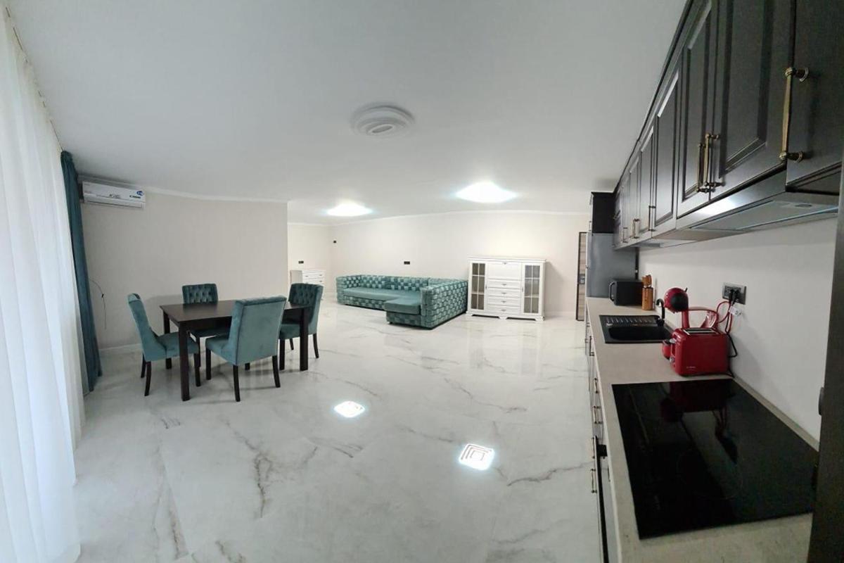 Moky Rezident Apartamento Arad Exterior foto