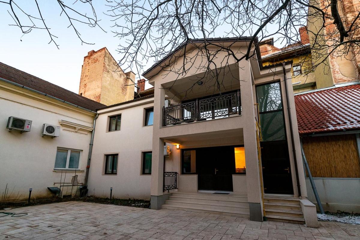 Moky Rezident Apartamento Arad Exterior foto